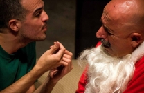 Todos los Jorges sin pap�. Sobre Nadie muere en Navidad